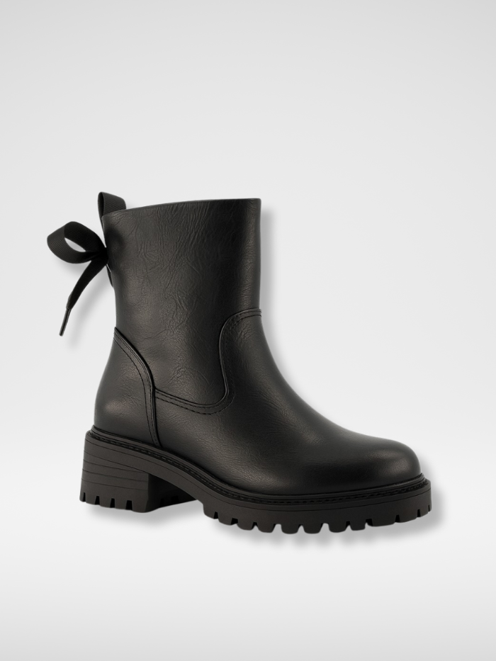 Lidia | Czarne Kozaki z Kokardą